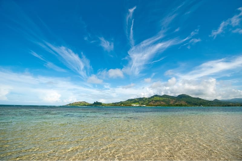 Die malerische Bucht der „Bahia de Maimón“